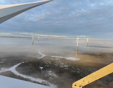 Dronekuva Karahkan tuulipuistosta