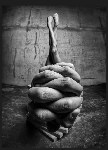  Atle Sveen "Distorded anatomy"